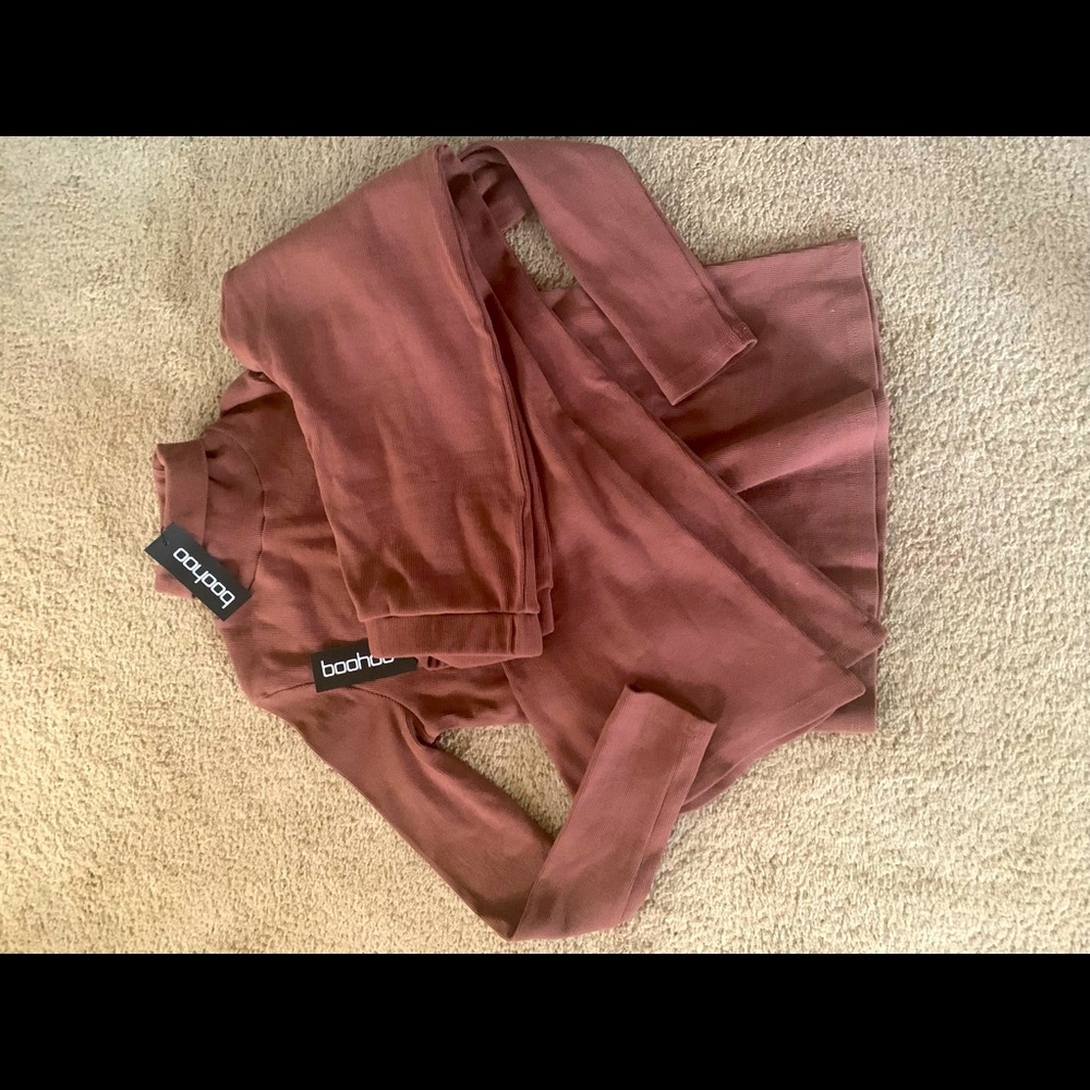 Boohoo L 2piece Chocolate brown set.